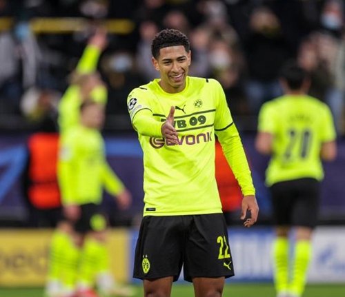 云在整场比 云在整场比