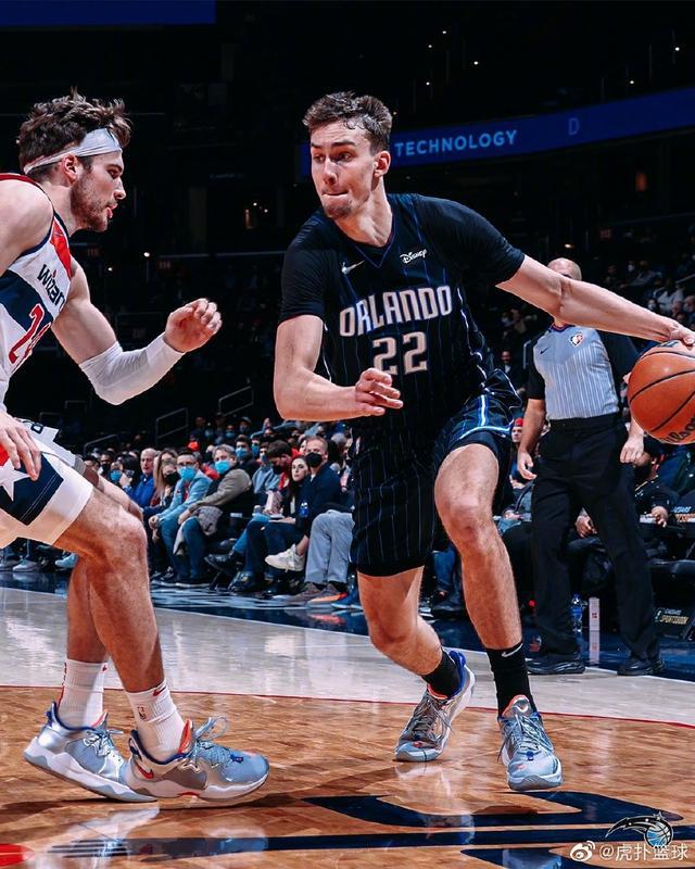 云这样的一 云这样的一