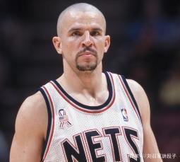 发舆论风暴 发舆论风暴