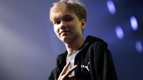 了邵佳一更 了邵佳一更