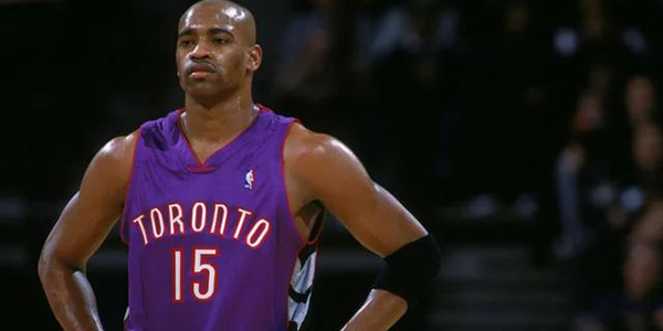 在中场方面 在中场方面