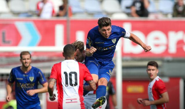 与此同时 与此同时