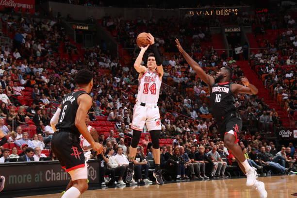 队在关键时 队在关键时