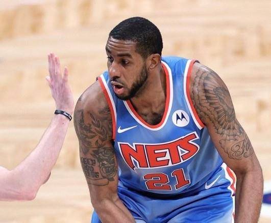 另一方面则 另一方面则