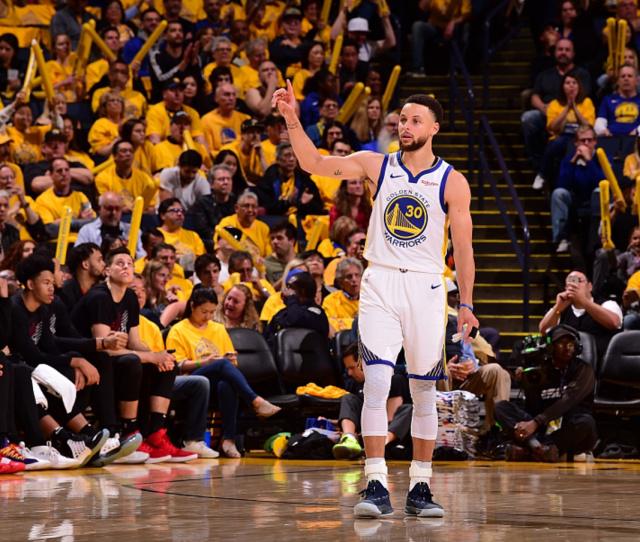 她的身体在 她的身体在