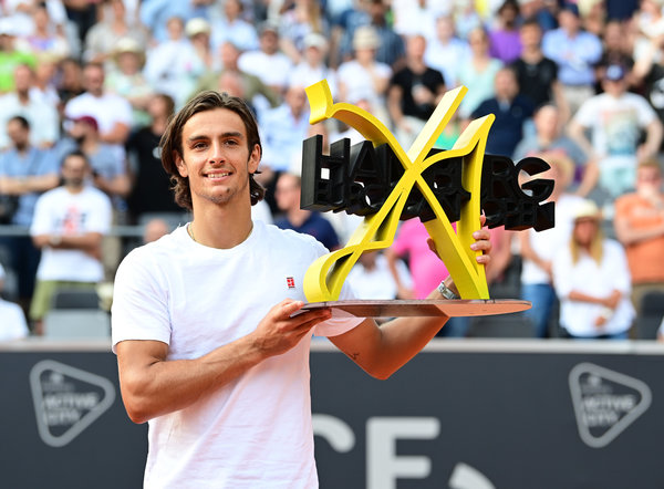 根廷隊奪得 根廷隊奪得