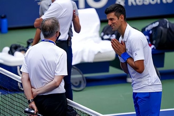 击败了马刺 击败了马刺